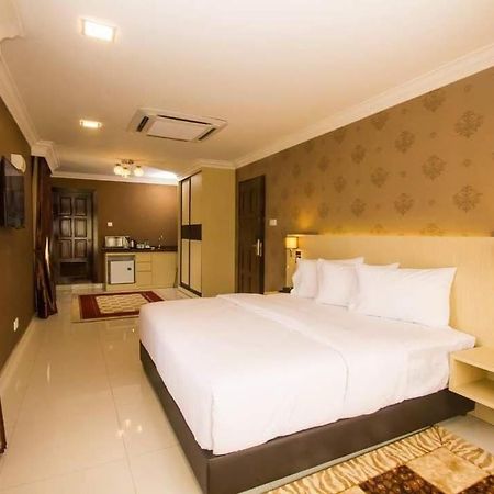 New Kesuma Villa Exclusive Stay 파리트 라자 외부 사진